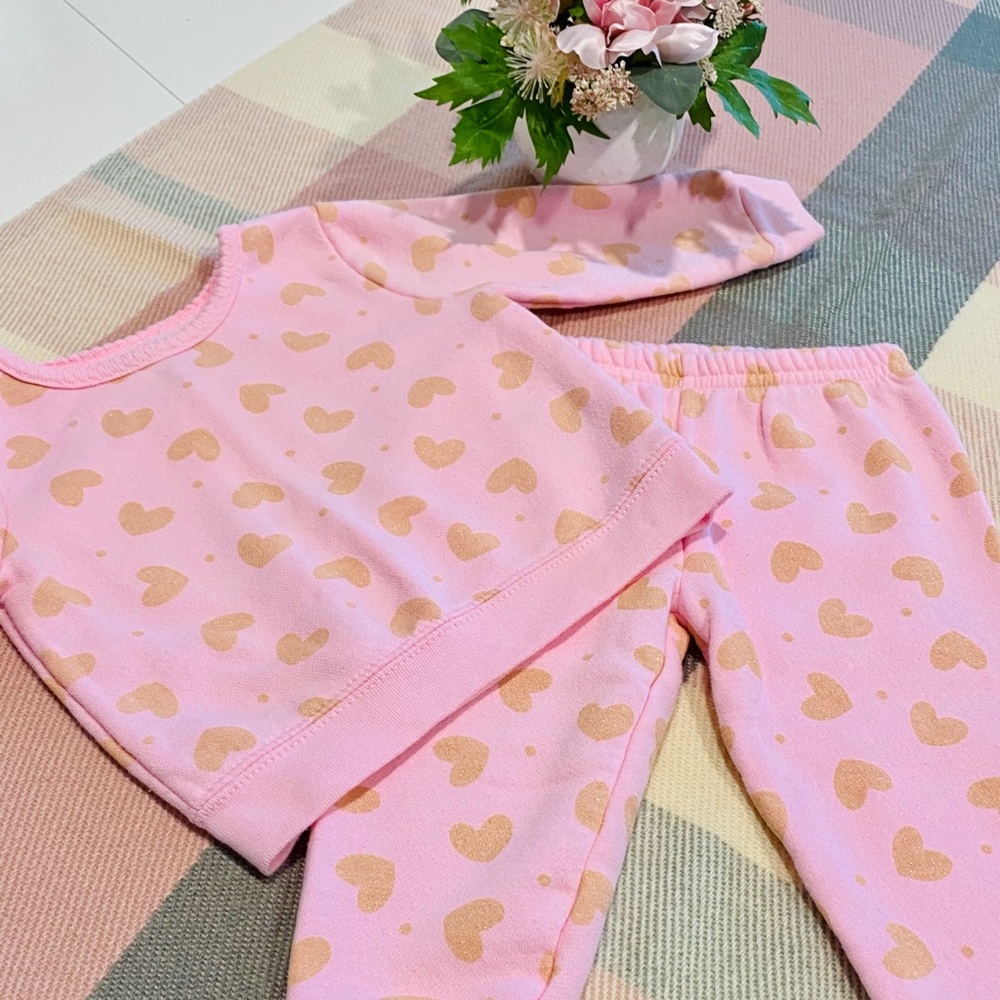 🎉HP🎉 💗Pink & Gold Hearts Matching Shirt & Pants - Picture 2 of 5